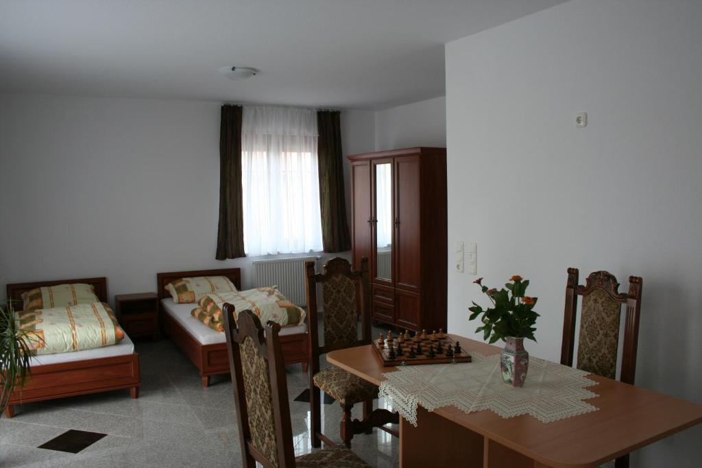 Pensjonacik Graven Apartment Nidzica Room photo